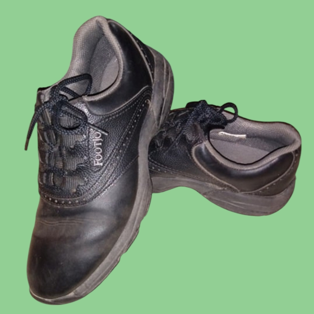 FootJoy Golf Shoes with Spikes FlexZone, Size 7, Men's Style #45449